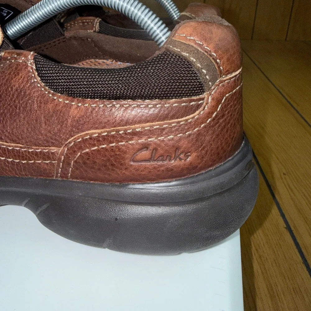 Clarks Bradley Free Tan Tumbled Leather Slip On Loafers Mens 10.5 M Brown